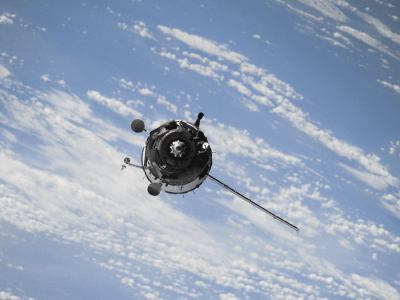 Satelit Rusia Dekati Satelit Mata-Mata AS, Ada Dugaan Senjata Anti-Satelit