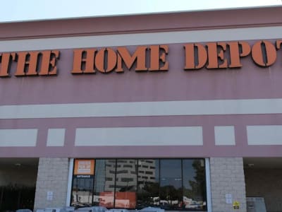 Home Depot Ganti CIO dan Percepat Transformasi Digital Dengan AI Generatif