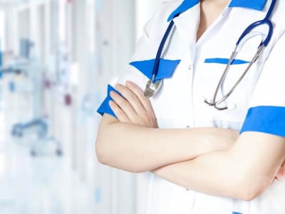 Wolters Kluwer Luncurkan Dewan Konsultasi Keperawatan untuk Standarisasi Perawatan