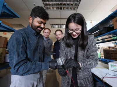 Material Sirkuit Baru yang Bisa Daur Ulang dan Menyembuhkan Diri Lawan Limbah Elektronik