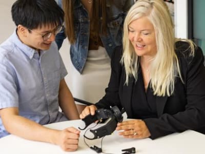 Game Neurofeedback PainWaive: Terapi Nabati Penghilang Nyeri Saraf Kronis