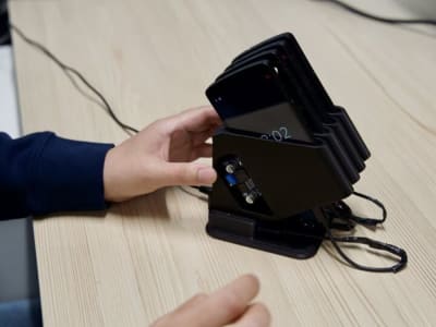 Mengubah Smartphone Bekas Menjadi Data Center Mikro Ramah Lingkungan