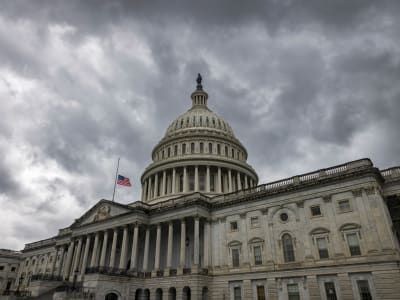 Moratorium AI Sepuluh Tahun Bisa Hapus Perlindungan Konsumen di Amerika