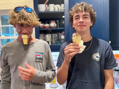 Rekomendasi Gadget dan Perlengkapan Wajib untuk Menikmati Musim Panas dengan Nyaman