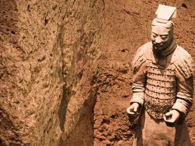 Prasasti Batu di Qinghai: Bukti Ekspedisi Rahasia Qin Shi Huang Mencari Keabadian?