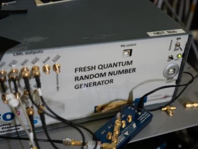 Generator Angka Acak Kuantum Terbaru dari NIST dan Colorado untuk Keamanan Maksimal