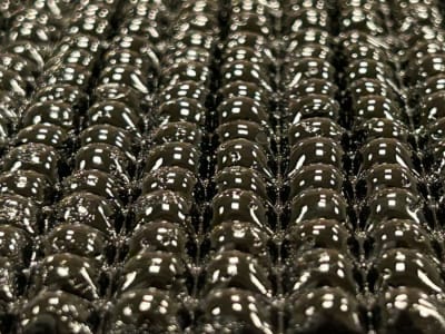 Perangkat Origami Canggih Hasilkan Air Minum dari Udara Tanpa Listrik