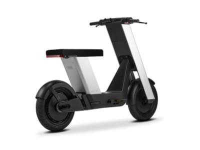 Infinite Machine Perkenalkan Skuter Duduk Olto yang Inovatif dan Modular di AS