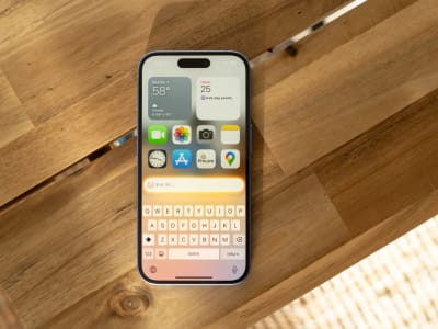 Apple Tunda Siri Baru dan Rencanakan Peluncuran di iOS 26.4 Tahun 2026