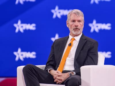 Strategy Beli Bitcoin 1,05 Miliar Dolar: Strategi Saylor dan Dampaknya