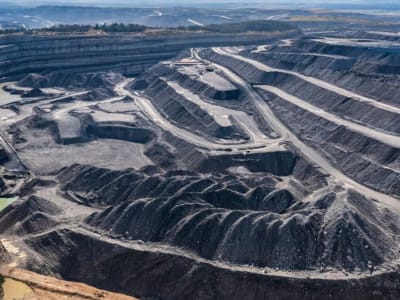 Lahan Bekas Tambang Batubara Jadi Kunci Energi Surya Masa Depan Bersih