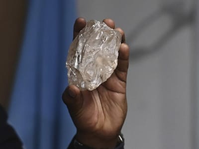 Penemuan Berlian Tebal 16 Km di Dalam Planet Merkurius Beda dari Planet Lain