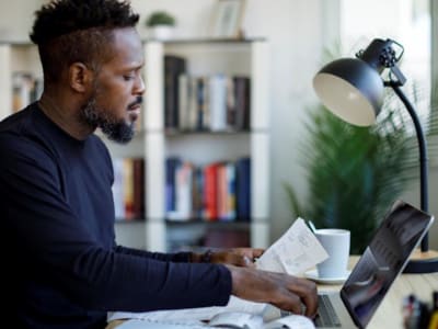 Cara Bijak Menggunakan Gaji untuk Bangun Kekayaan Lewat Anggaran dan Investasi