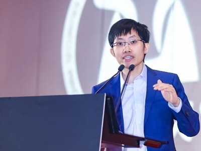 Pendiri DeepSeek dan Luo Yonghao: Cerita Di Balik Teknologi dan Karakter Unik