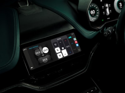 Perdebatan Besar Industri Mobil soal Adopsi Apple CarPlay Ultra yang Menguasai Layar