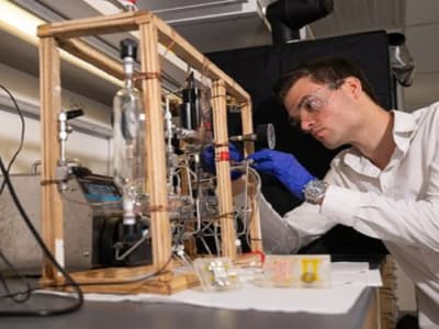 Inovasi Mengubah Karbon Dioksida Jadi Plastik Tahan Lama Ramah Lingkungan