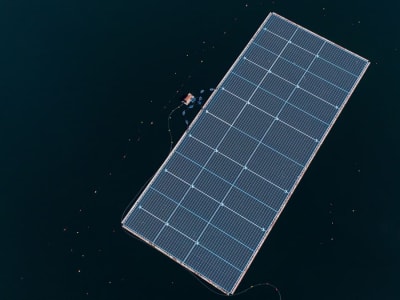 Modul Fotovoltaik Terapung Tahan Laut Lepas dengan Efisiensi Tinggi oleh GCL SI dan Ocean Sun