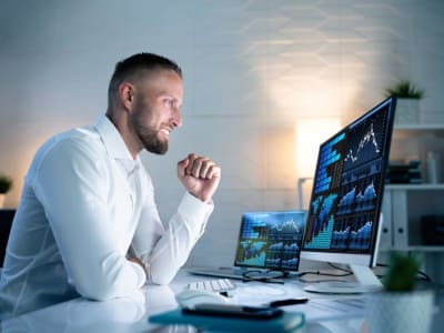 Cathie Wood Memborong 10 Saham Teknologi Disruptif Mengalahkan Shopify