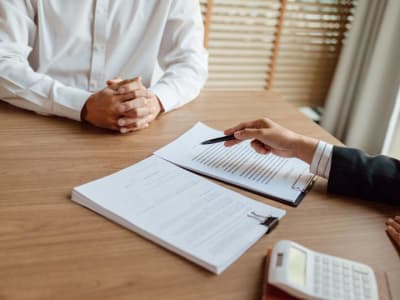 Cowbell dan Zurich Luncurkan Asuransi Multi-Garis Inovatif untuk UKM