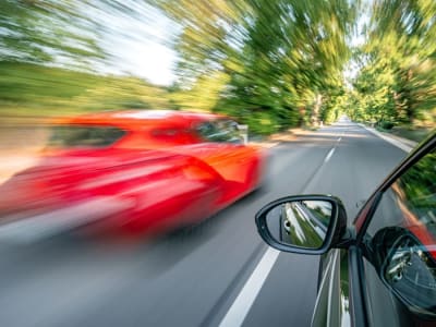 Solusi Suara 100 Hz Redakan Mabuk Perjalanan di Mobil Listrik