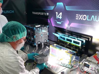 Satellit Kecil UND ROADS Ciptakan Doking Otomatis Pertama Dunia dengan GPS