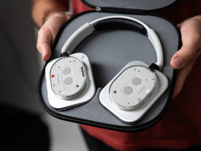 Review Nothing Headphone 1: Suara Bagus dan Desain Unik, Tapi Tidak Cocok Untuk Panggilan