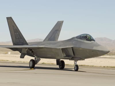 AS Modernisasi F-22 untuk Lawan Ancaman Pesawat Siluman China