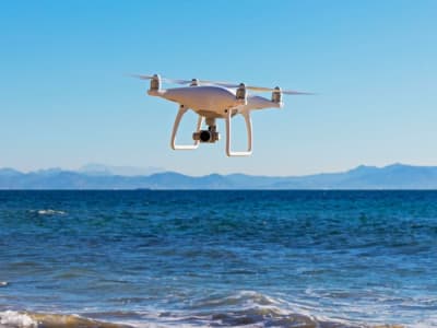 Ukraina Gunakan Kapal Drone Peluncur Drone Bomber Serang Radar Rusia di Crimea