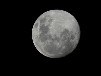 NASA Dapat Dana Besar untuk Misi Bulan, Warga AS Lebih Prioritaskan Ancaman Bumi