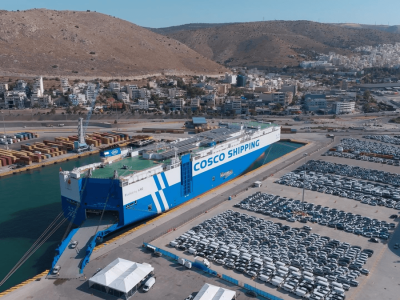 Kapal Pengangkut Energi Surya Terbesar Dunia Kurangi Emisi Karbon Pelayaran