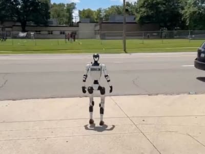 Zion: Robot Humanoid Jalan Santai di Detroit yang Menginspirasi Masa Depan Robotik