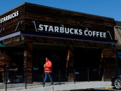 CEO Baru Starbucks Berjuang Menghidupkan Kembali Penjualan yang Terus Menurun