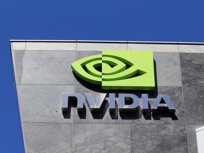 Nvidia Capai Valuasi Pasar 4 Triliun Dollar Berkat Dominasi Chip AI