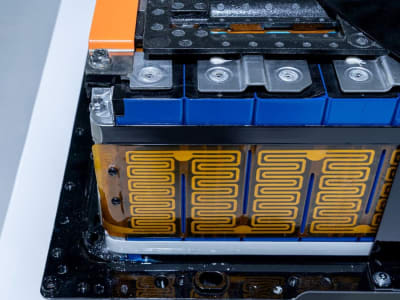 Rahasia Baterai Tahan Lama: Kimia Material Penting dari Elektroda Tebal