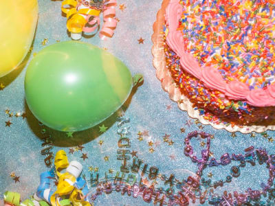 Cameo Berusaha Bangkit dengan Aplikasi Sederhana Candl untuk Ulang Tahun