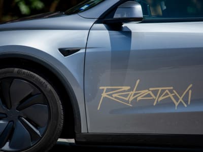 Tantangan Tesla Menghadapi Regulasi Ketat Robotaxi di San Francisco