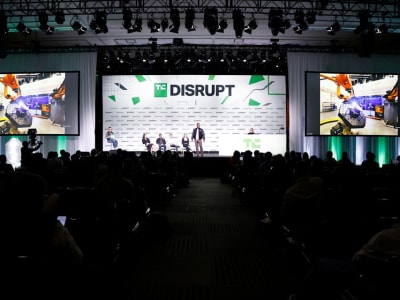 Alejandro Matamala Ortiz Bahas Desain dan AI di TechCrunch Disrupt 2025
