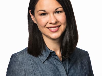 Bagaimana Sarah Smith Gunakan AI untuk Investasi Startup di Stanford