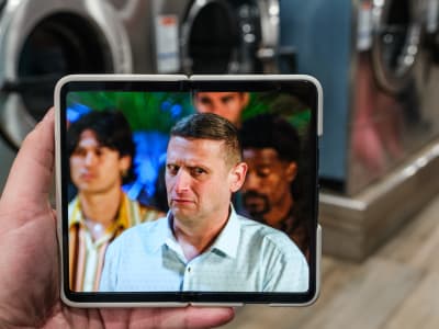 Diskon Besar Google Pixel Fold, Pilihan Murah Ponsel Lipat untuk Pemula