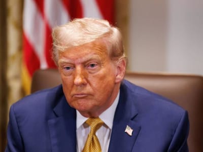 Apakah Investasi di Meme Coin $TRUMP Aman? Penjelasan Lengkap dan Risiko