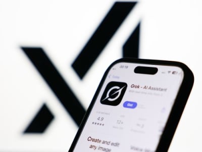 Kontroversi Chatbot Grok: Dari Konten Offensif hingga Permintaan Maaf xAI