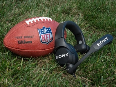 Sony Rilis Headset Khusus untuk Pelatih NFL dengan Teknologi Canggih
