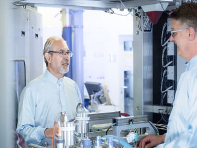 Inovasi Material CSiGeSn: Masa Depan Quantum dan Mikroelektronika Terobosan Baru