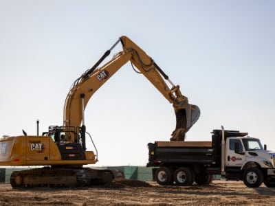 Startup Bedrock Robotics Hadir dengan Teknologi Kendaraan Swakemudi untuk Situs Konstruksi