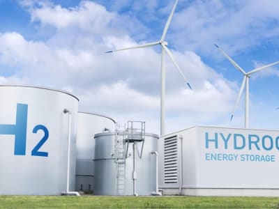 Inovasi Cairan Penyimpanan Hidrogen Stabil pada Suhu Ruang dari EPFL dan Kyoto