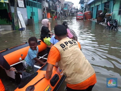 BPBD Jakarta Peringatkan Potensi Banjir Rob Akibat Fenomena Bulan Juli 2025