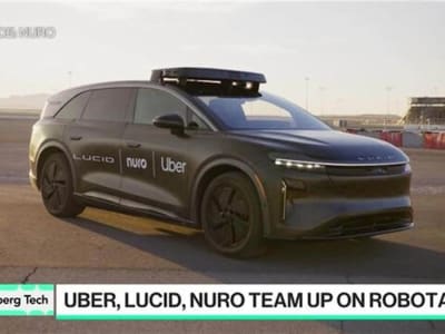Kolaborasi Uber, Lucid, dan Nuro Siapkan Robotaksi Mulai 2026