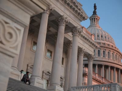 DPR AS Setujui Regulasi Kripto, Senat dan Presiden Bersiapkan Pengesahan