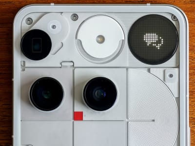 Nothing Phone 3: Flagship Unik dengan Desain Berani tapi Performa Terbatas