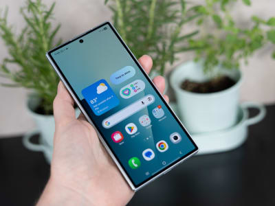 Samsung Galaxy Z Fold 7: Lipatan Tipis dengan Harga Mahal dan Banyak Promo